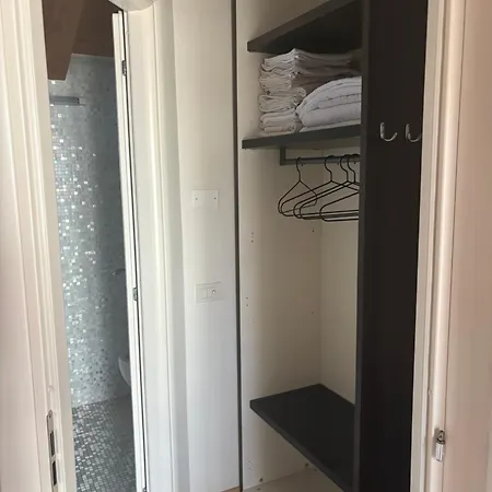 Lägenhet La Casetta Di San Siro