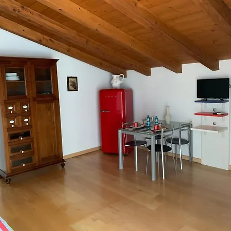 La Casetta Di San Siro Apartment *